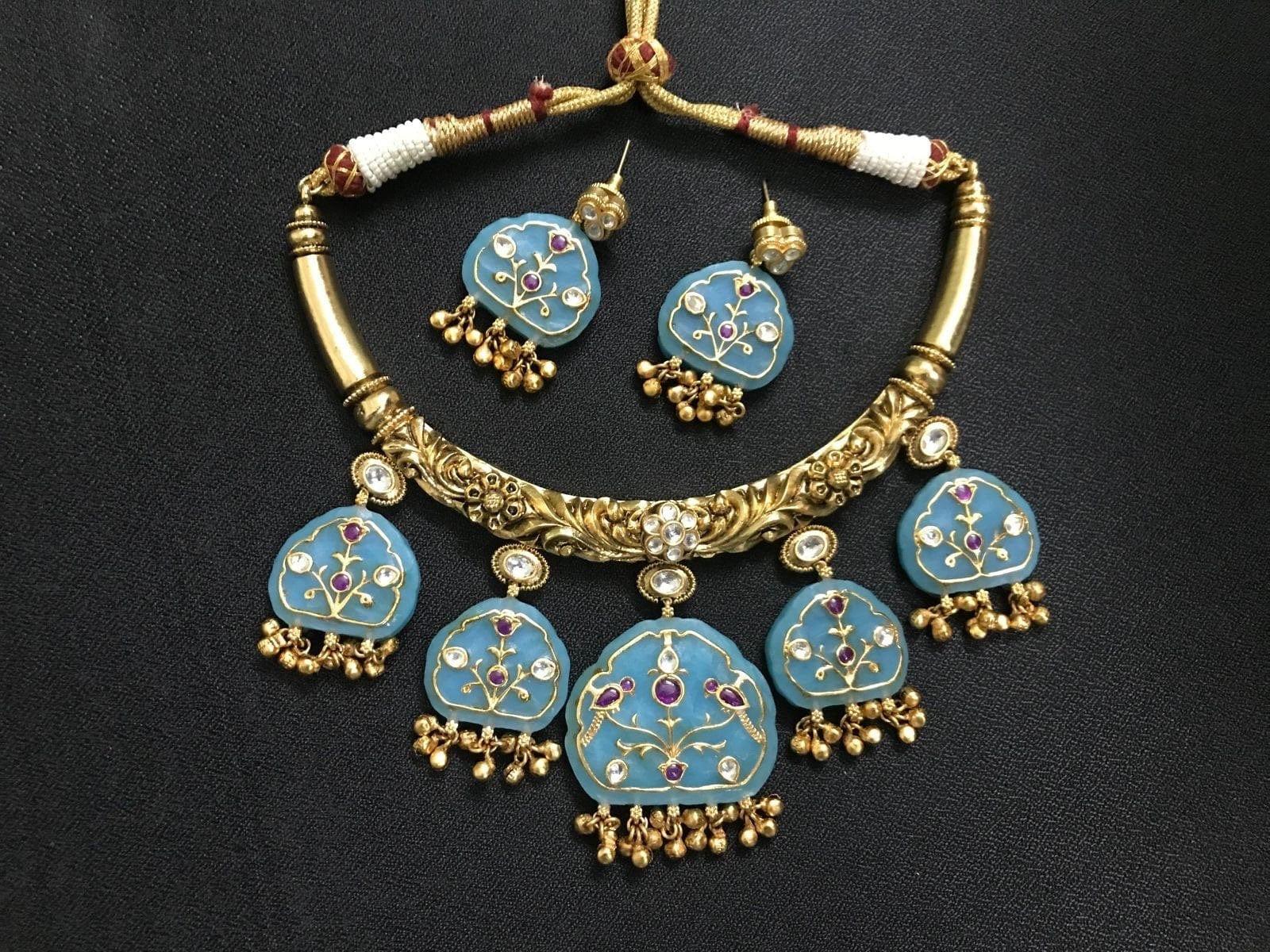 GlambyRivaaz Viha Hasli Necklace