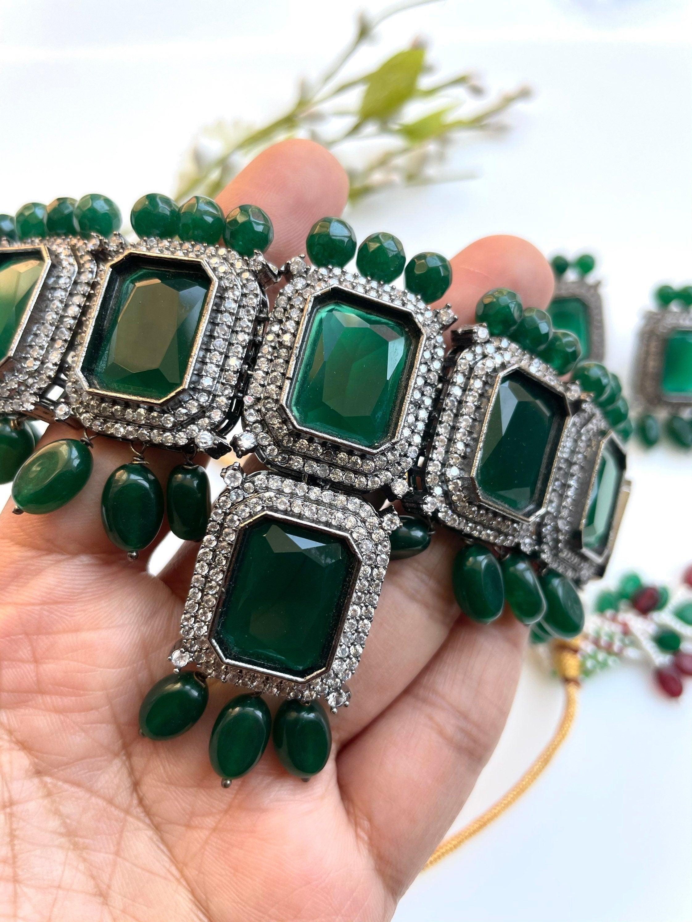 Deepika Padukone Choker/ Indian Jewelry/ Necklace/ Emerald Indian Choker/ Indian Necklace/Bollywood Jewelry/