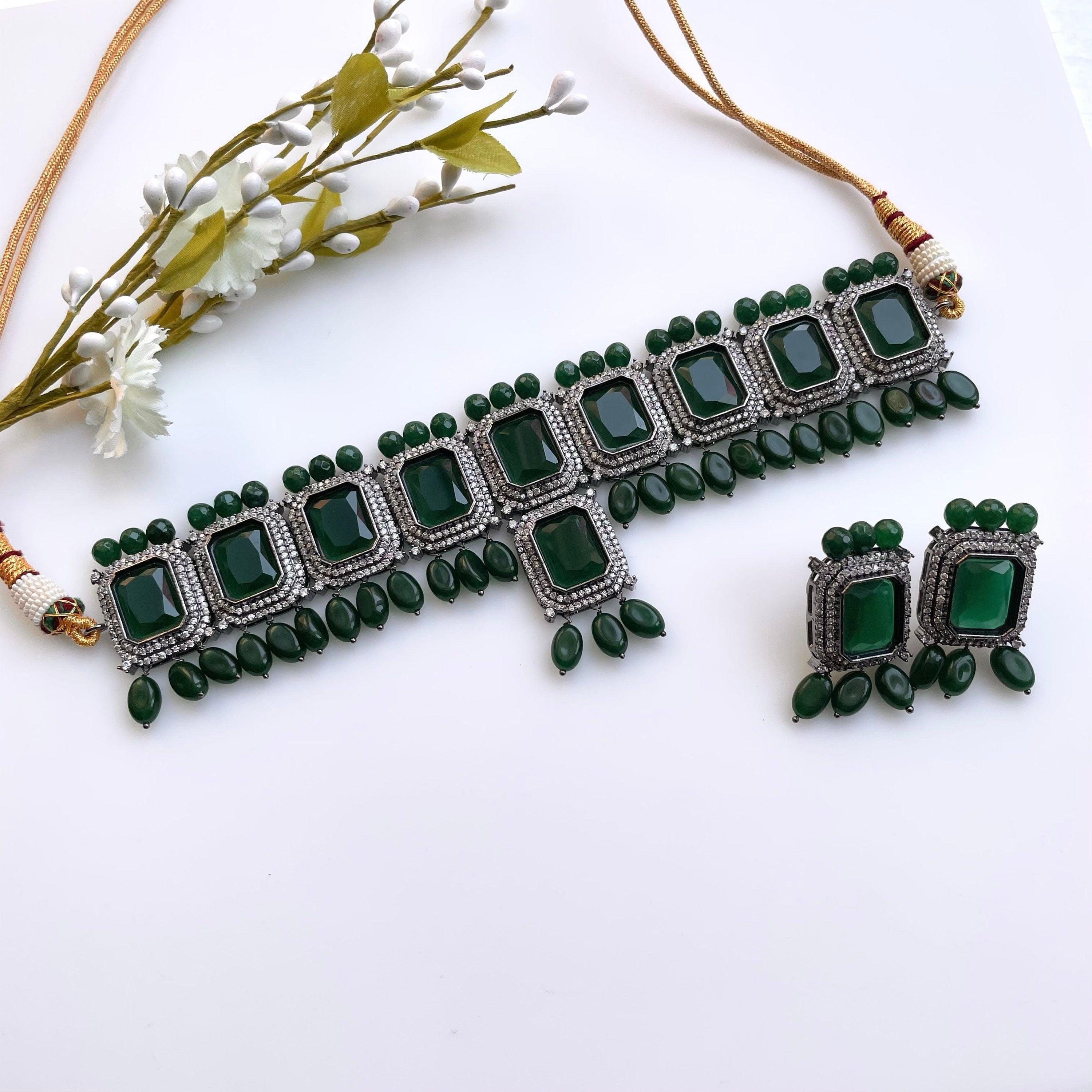 Deepika Padukone Choker/ Indian Jewelry/ Necklace/ Emerald Indian Choker/ Indian Necklace/Bollywood Jewelry/