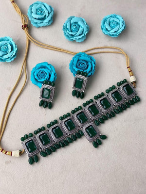 Deepika Padukone Choker/ Indian Jewelry/ Necklace/ Emerald Indian Choker/ Indian Necklace/Bollywood Jewelry/