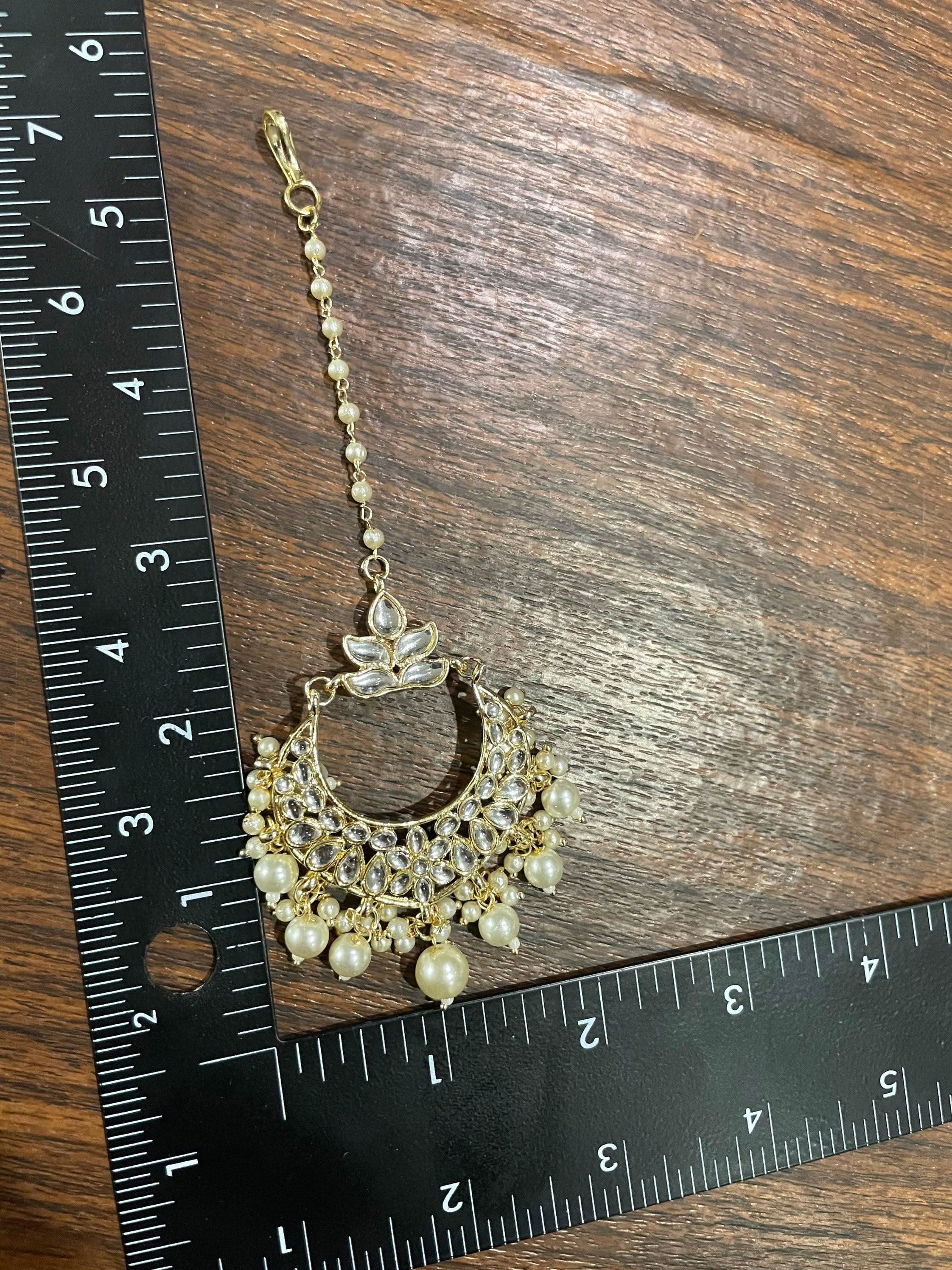 Tikkah | Gold Kundan Maangtikka | a indjan Jewelry | Pakistani Jewelry | Indjan Forehead Jewelry | Tikka