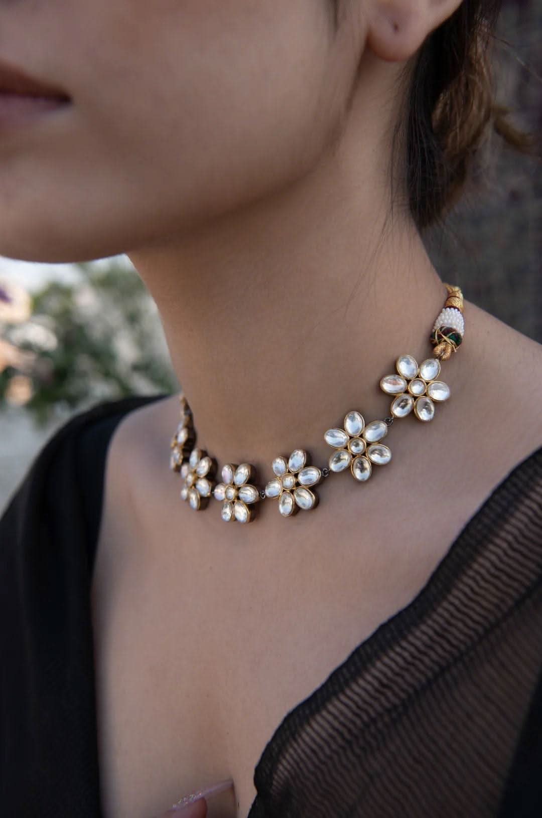 Floral Premium Kundan Choker Pearl Kundan Jewelry Set Kundan Necklace Sabyasachi Jewelry Polki Jewelry Indian Necklace Set Pakistani