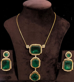 Doublet Antique Gold Pendant Necklace/ Jadau kundan necklace/ Indian necklace/ Indian Jewelry/ Kundan Necklace/ Kundan Jewelry/