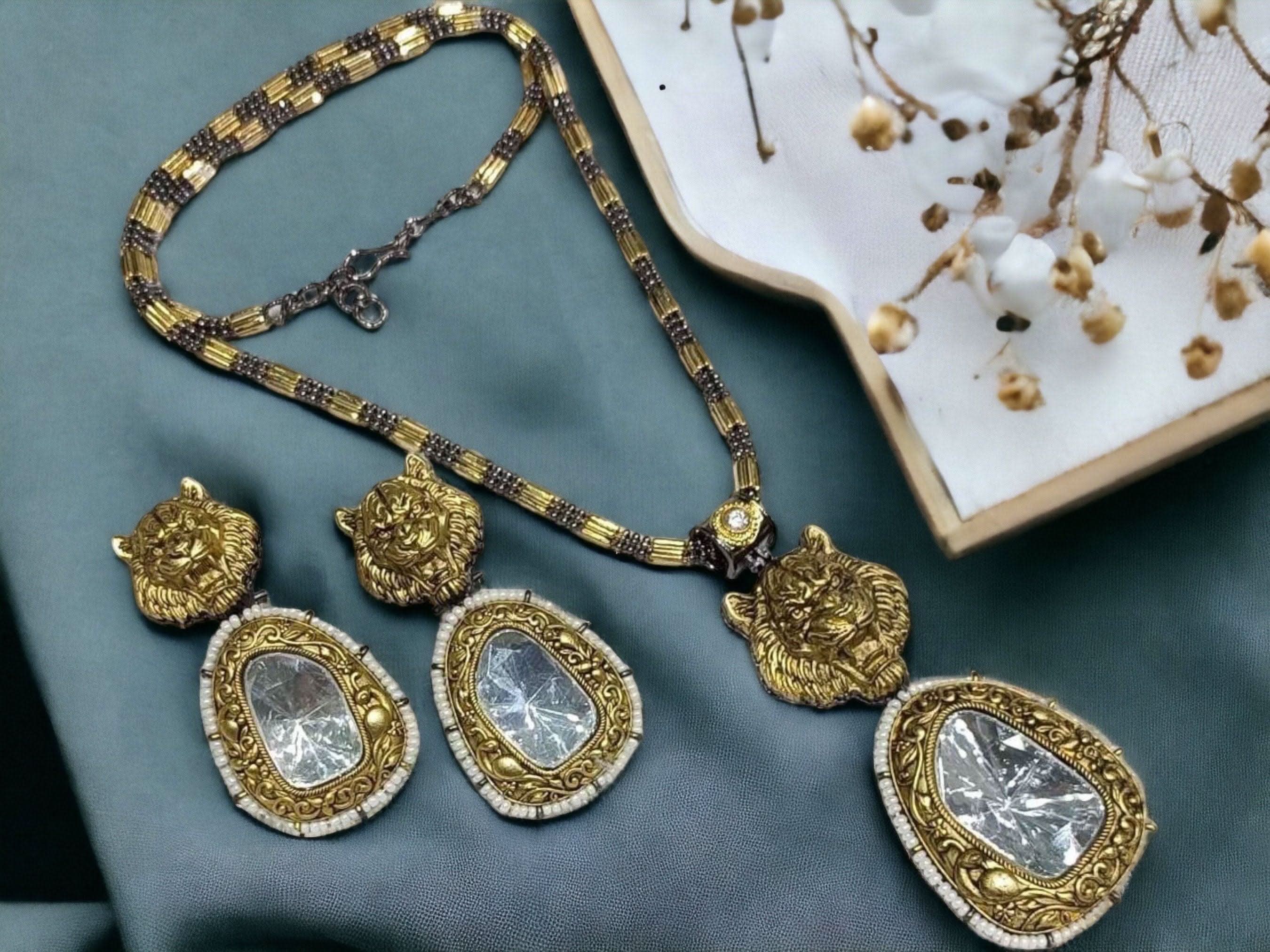 Sabhyasachi inspired Jaguar Kundan Pendant With Earrings Indian Jewelry Bollywood Indian Necklace Sabyasachi Necklace Statement Jewelry