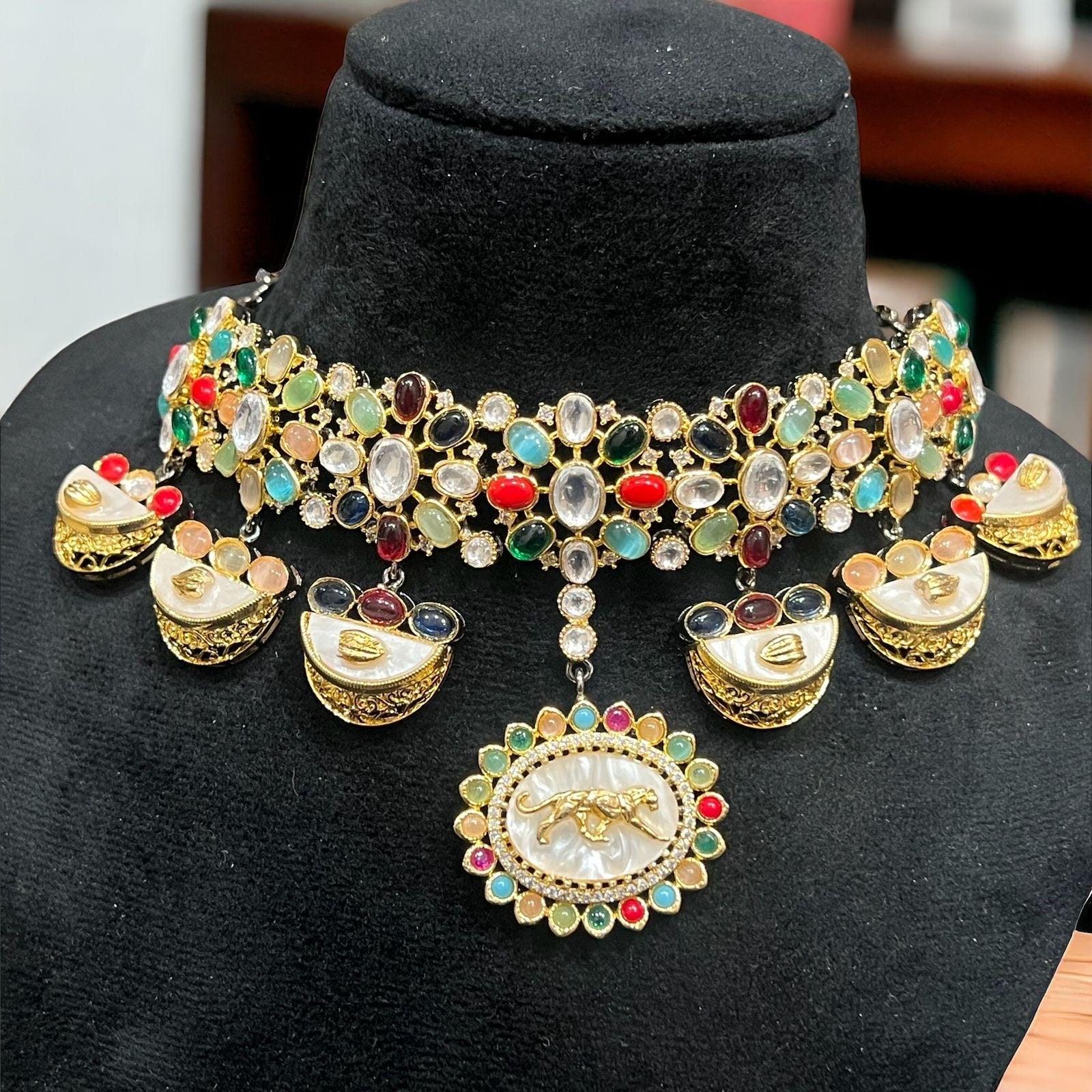 Mother of Pearl Sabya Choker Indian Necklace Bollywood Indian jewelry Indian Pearl Necklace Pakistani Jewelry Punjabi Choker Kundan Necklace