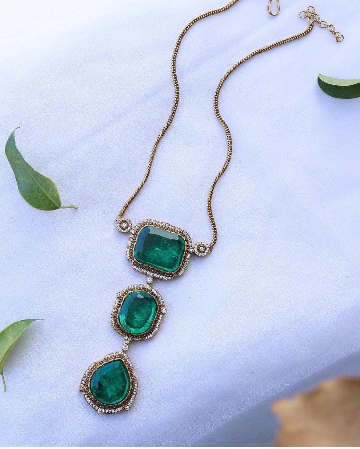 Doublet Antique Gold Pendant Necklace/ Jadau kundan necklace/ Indian necklace/ Indian Jewelry/ Kundan Necklace/ Kundan Jewelry/