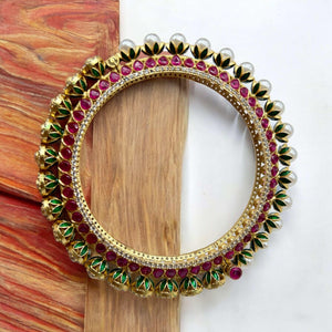 Kundan Pearl Pacheli Bangle