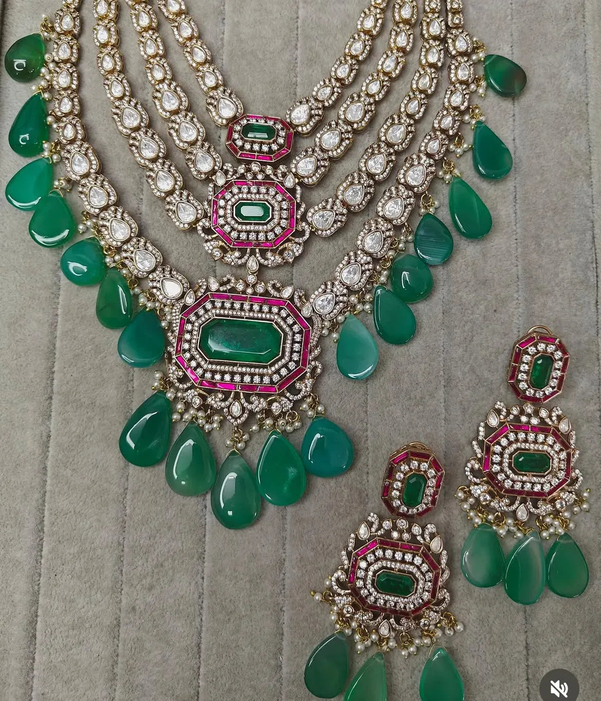 Nahira Emerald Long Set