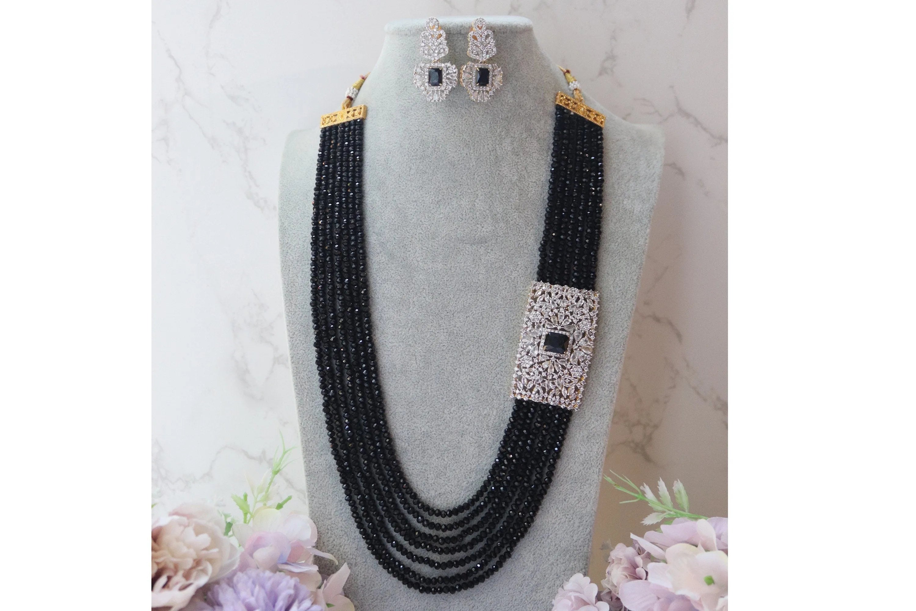 Black Victorian Long Necklace
