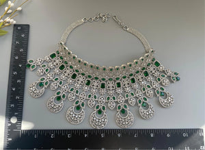Noor Emerald Diamond Necklace