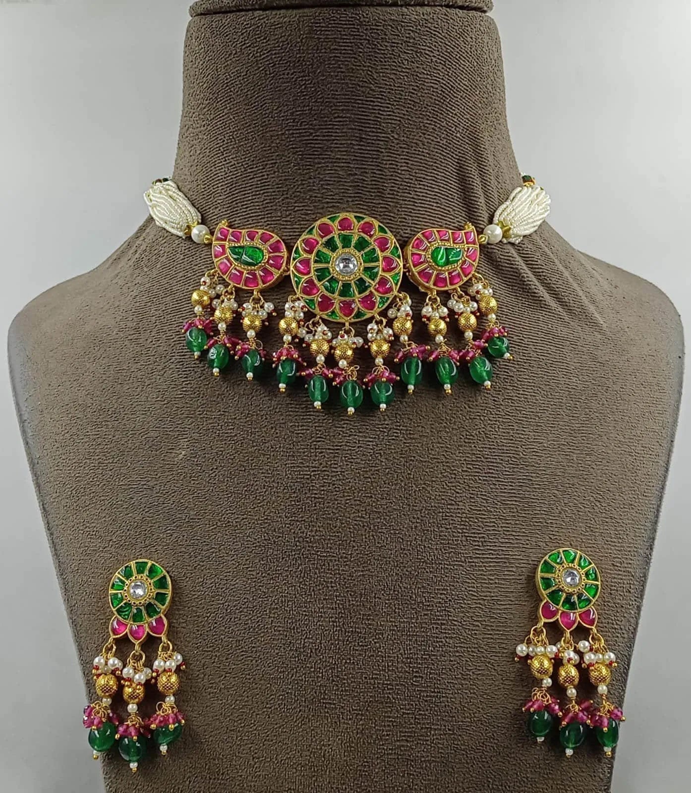 Pacchi Kundan Jadau Choker