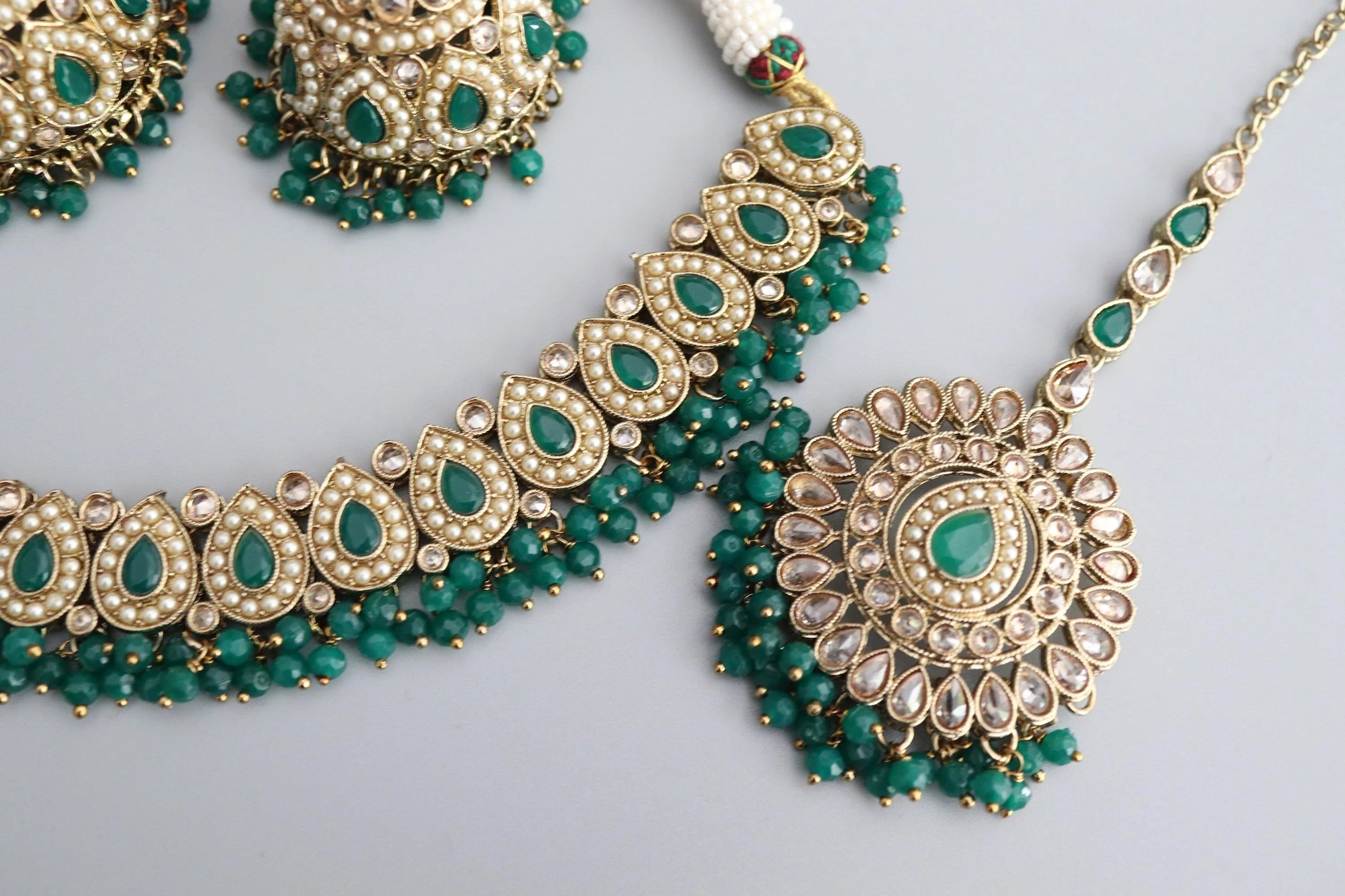 Simi Emerald Green Polki Necklace