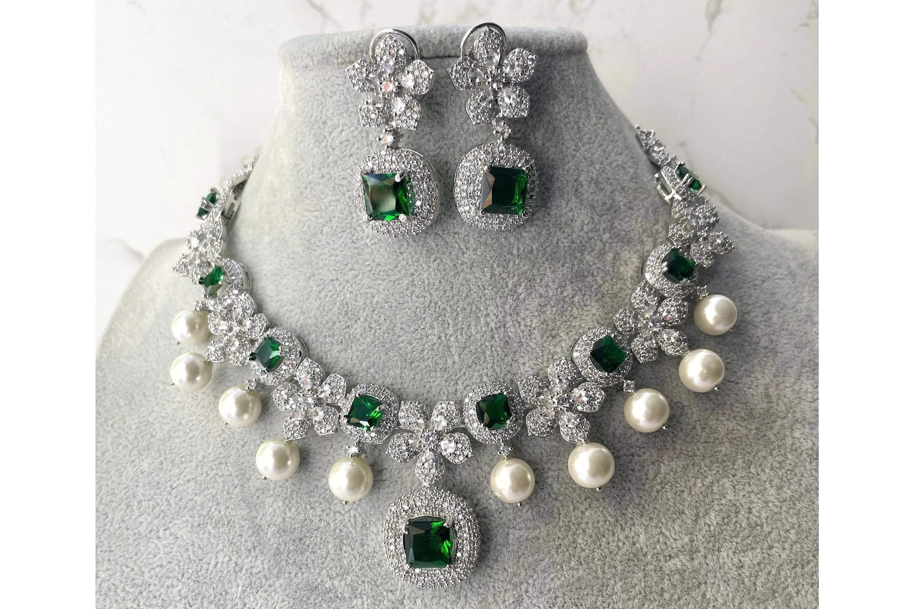 Sold Out Emerald Diamond Pearl Choker  Earrings / Indian jewelry/ Indian Choker/ Pakistani jewelry/ Bollywood jewelry/ Pakistani Necklace