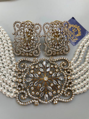 Victorian Pearl Choker