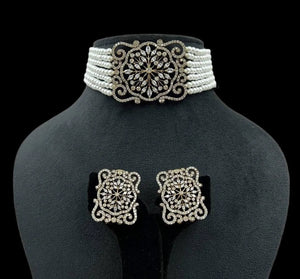 Victorian Pearl Choker