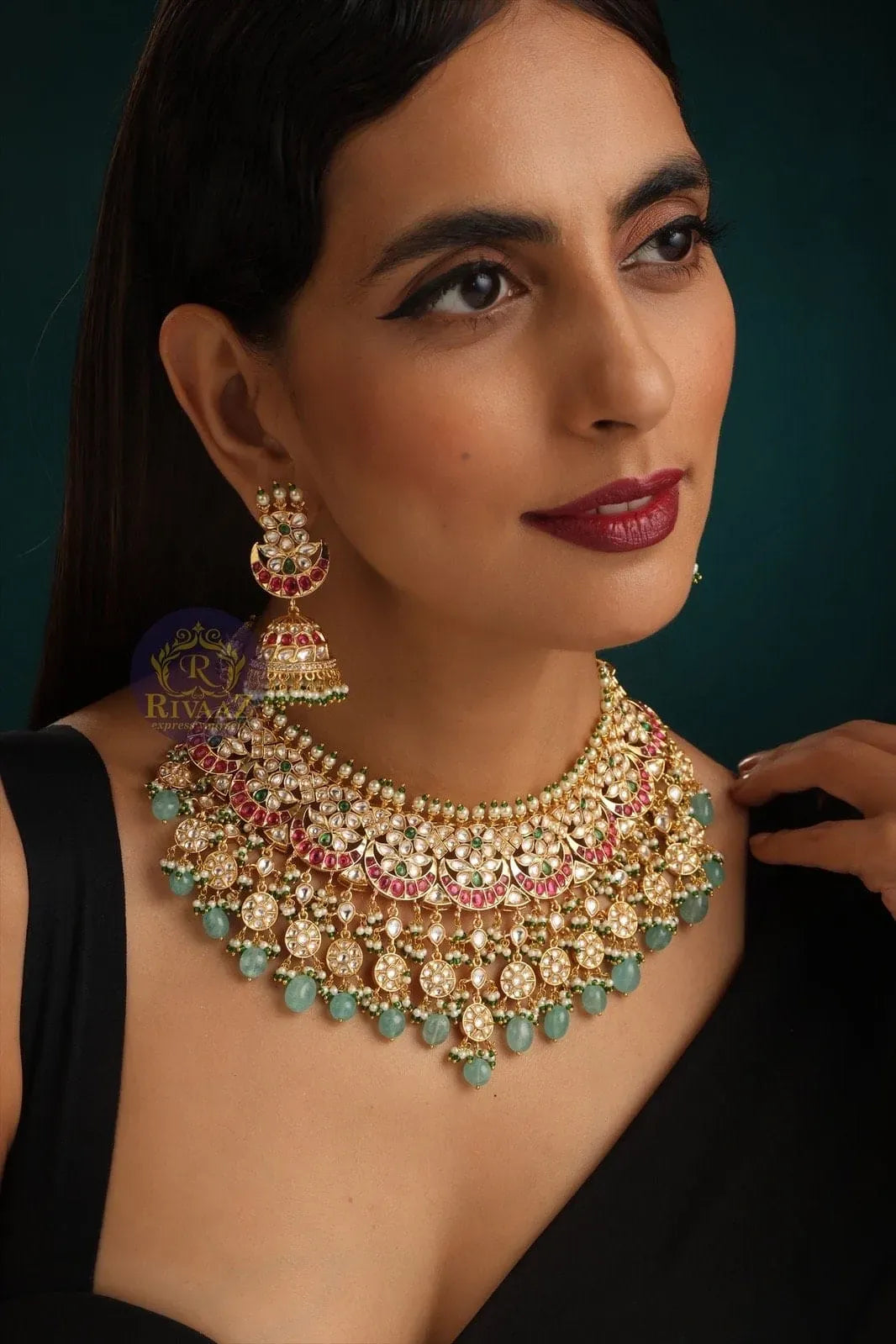 Vira Fine Uncut Kundan Set
