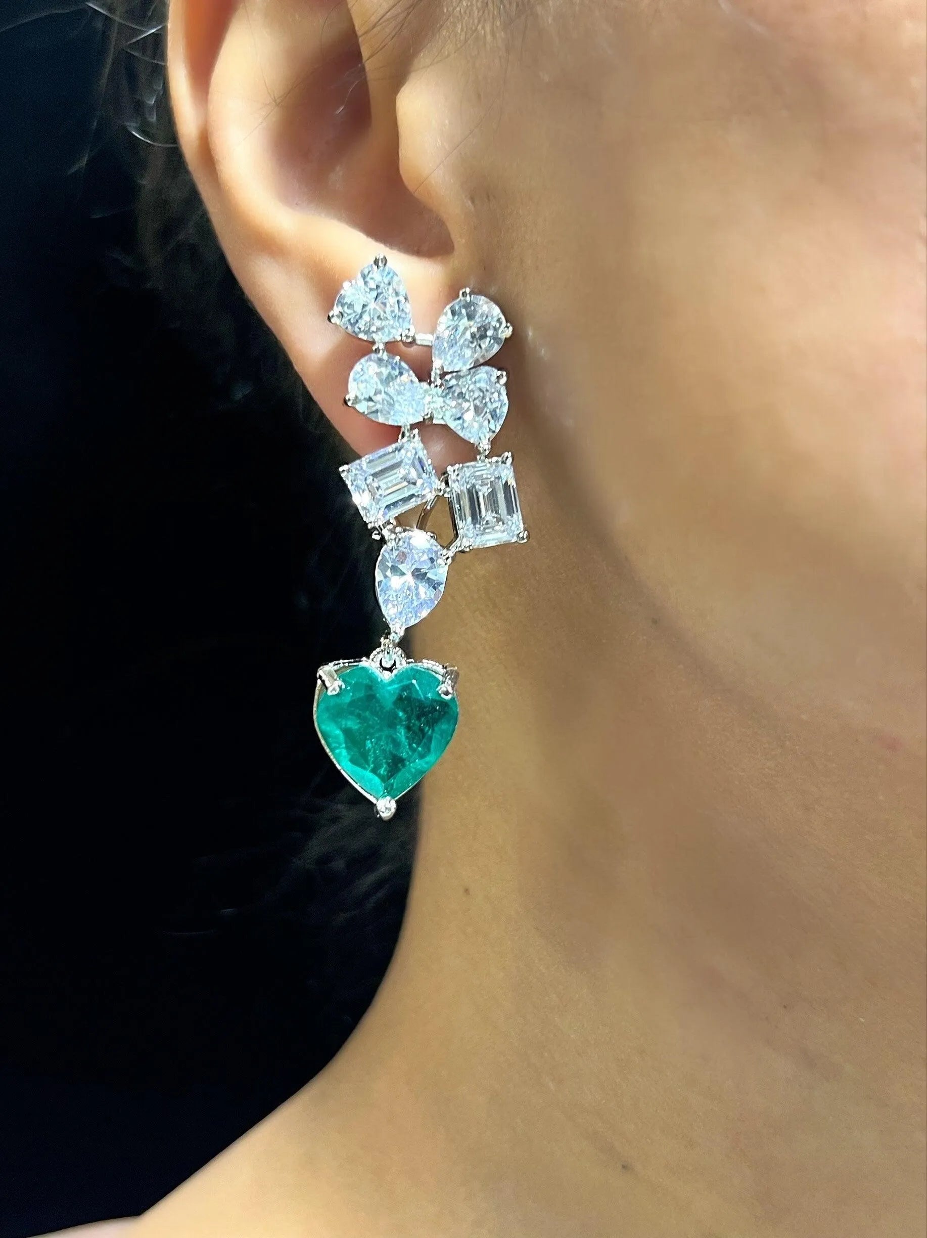 Zaria Emerald Baguette Collar Set