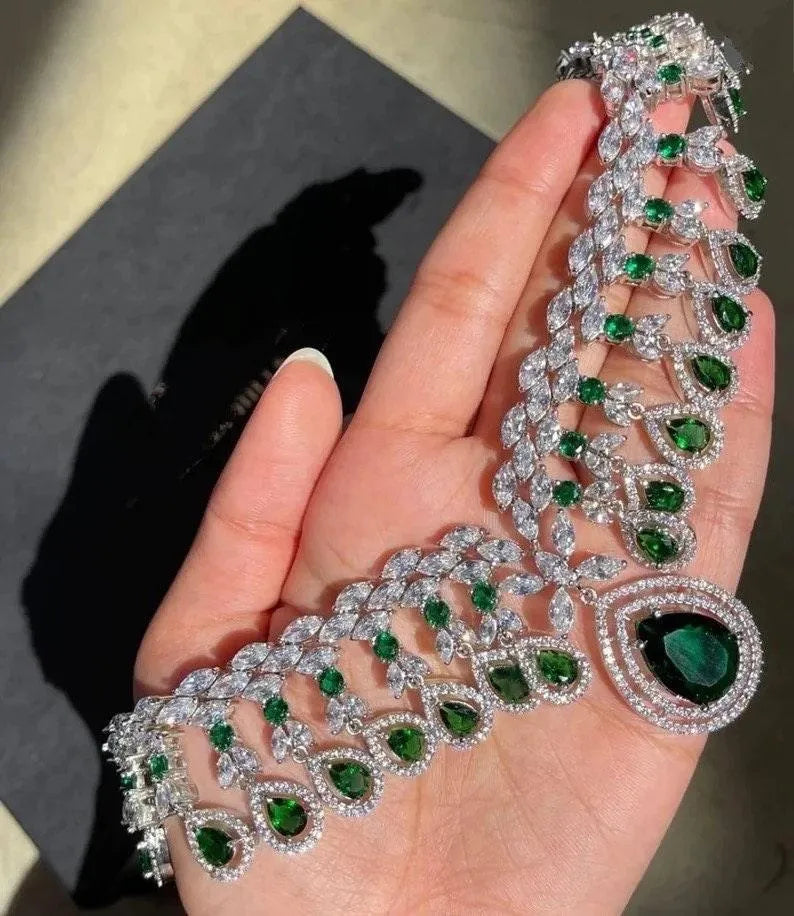 Zia Emerald Necklace Set