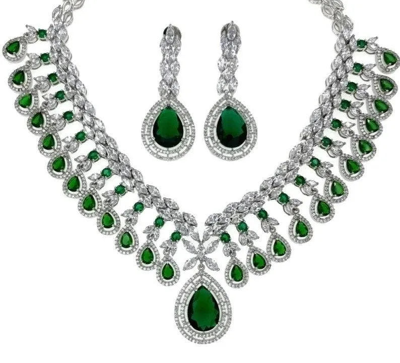 Zia Emerald Necklace Set