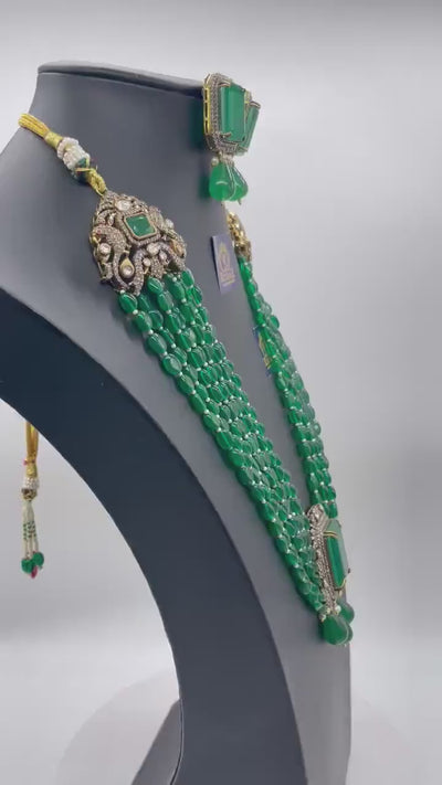 Emerald Green Long Necklace with Earrings in Doublet Emerald / Victorian Necklace/ Indian Long Necklace/ Indian Jewelry/ Pakistani Jewelry