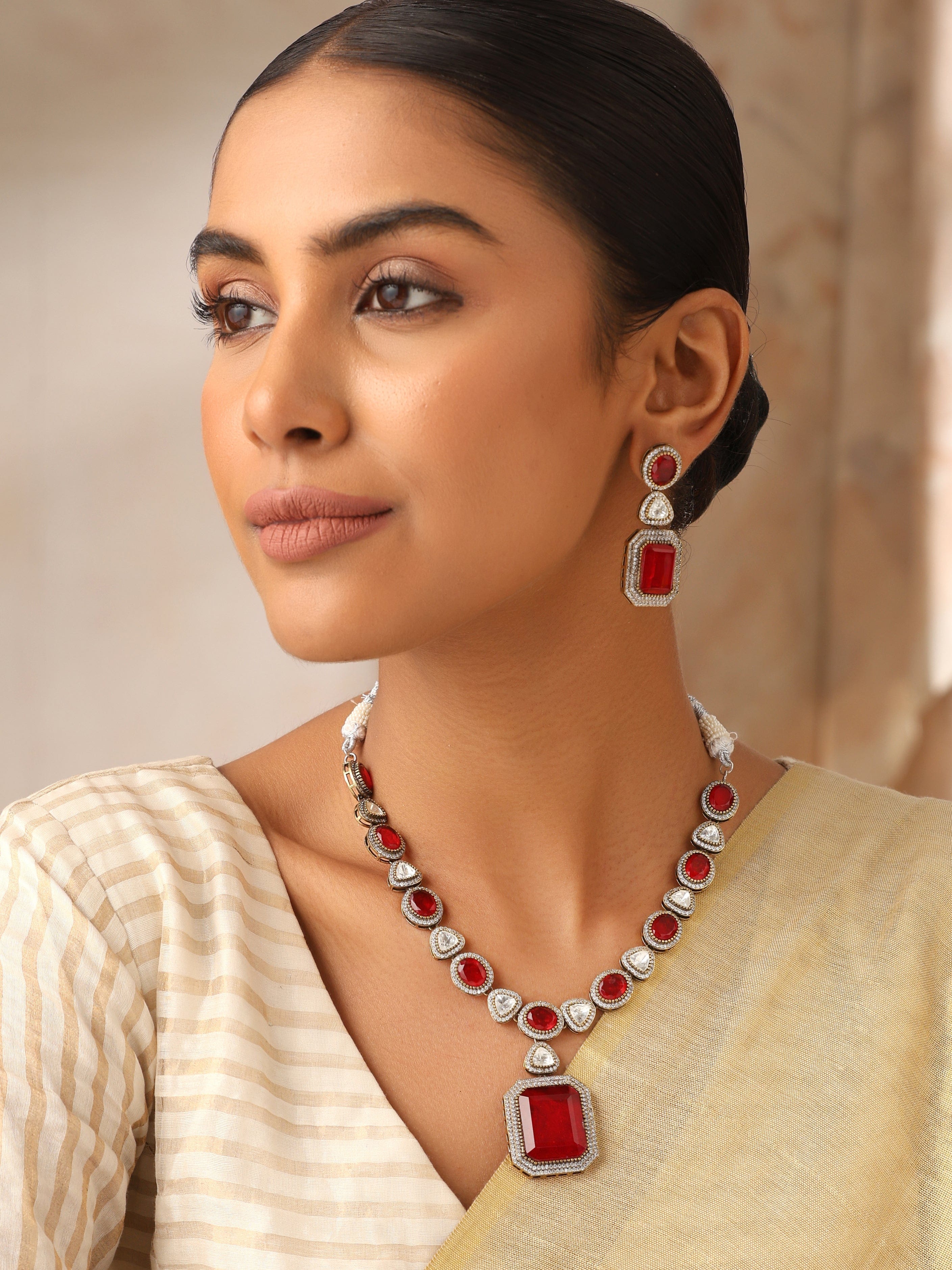 Ruby Radiance Regal Set