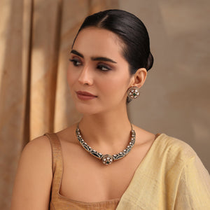 Rudra Green Kundan Hasli Set in Antique Finish with Earrings