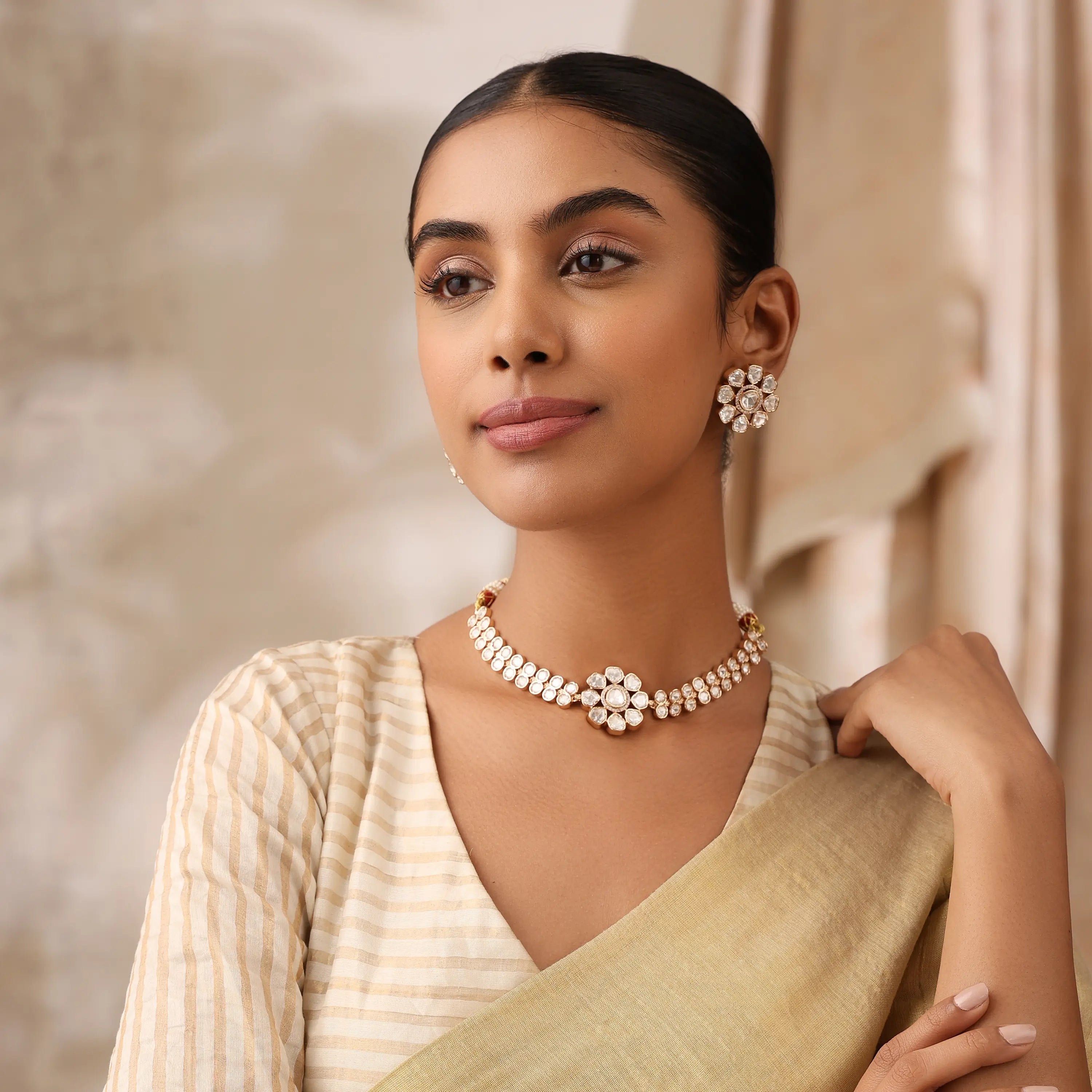 Sheesha Bloom Polki Choker Set – Delicate Floral Uncut Polki Necklace with Stud Earrings