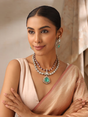 Suhani Emerald Kundan Set