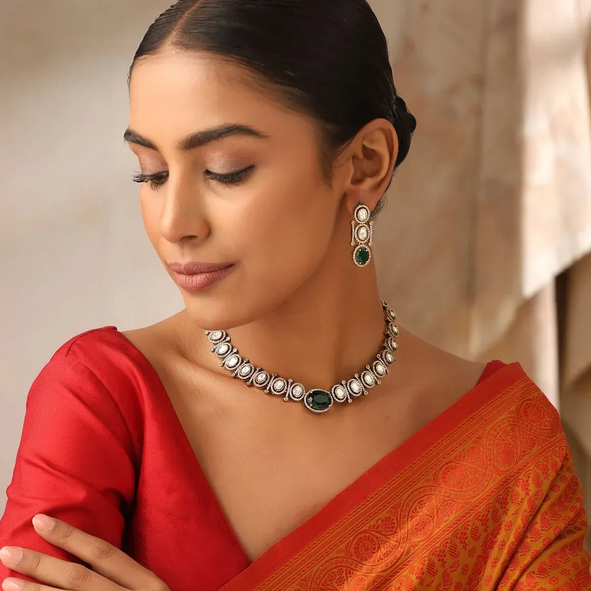 Uncut Polki Emerald Necklace Set with Antique Finish & Matching Earrings