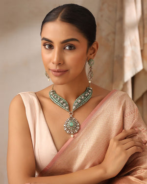 Vamika Mint Mossonite Kundan Choker Necklace Set