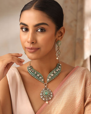 Vamika Mint Mossonite Kundan Choker Necklace Set